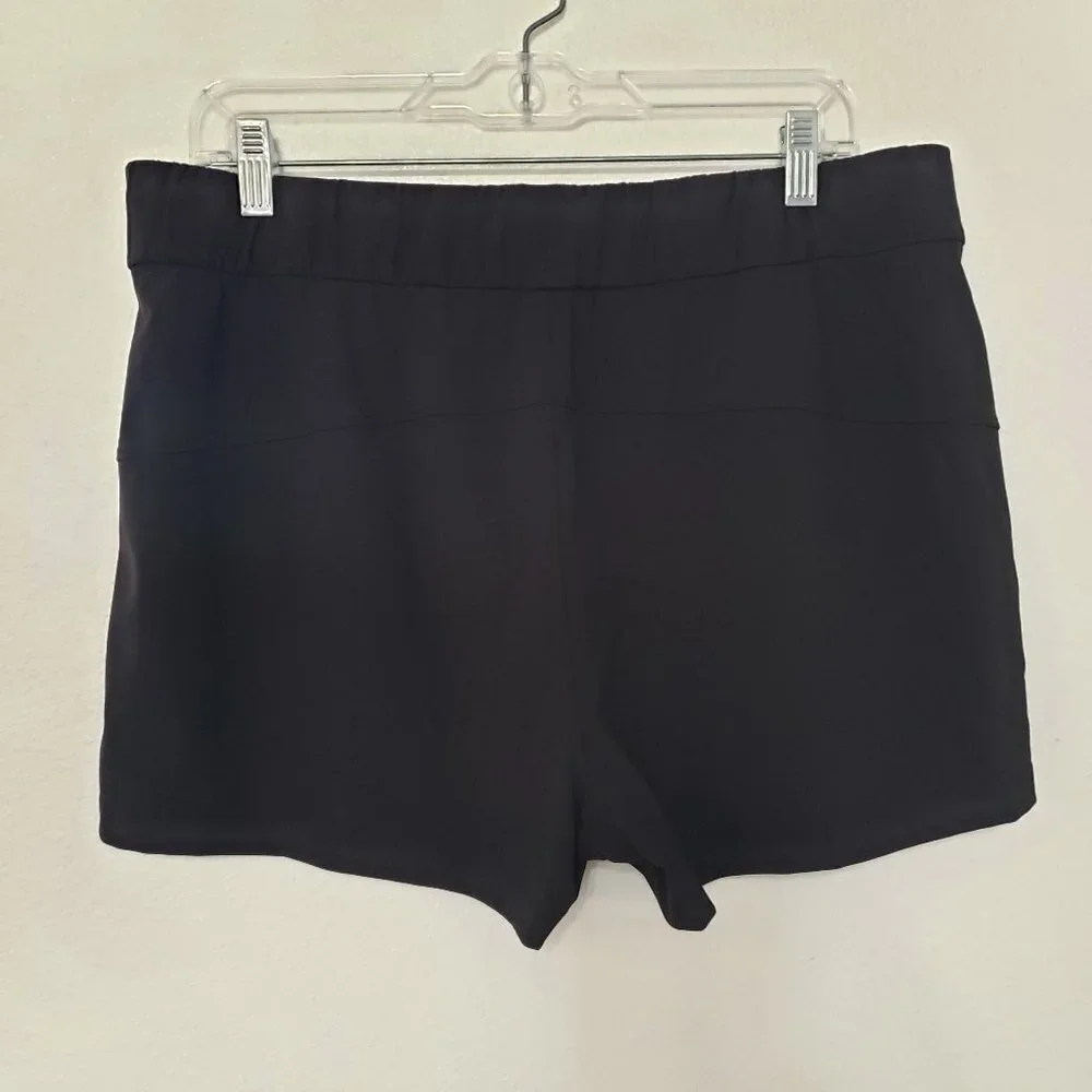 Lululemon On The Fly Short